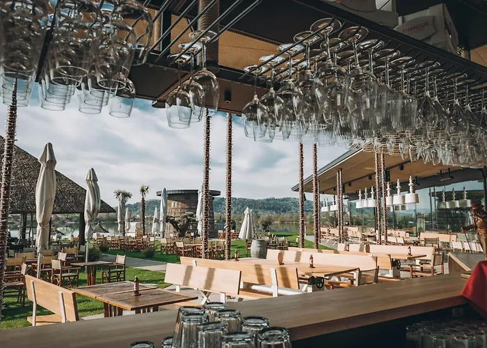 Ankerpunkt Seeblick فندق Neutillmitsch